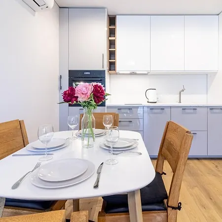 Holidayplus Multiple Apartments, By Cohost Palanga Exterior photo