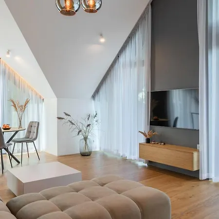 Holidayplus Multiple Apartments, By Cohost Palanga Exterior photo