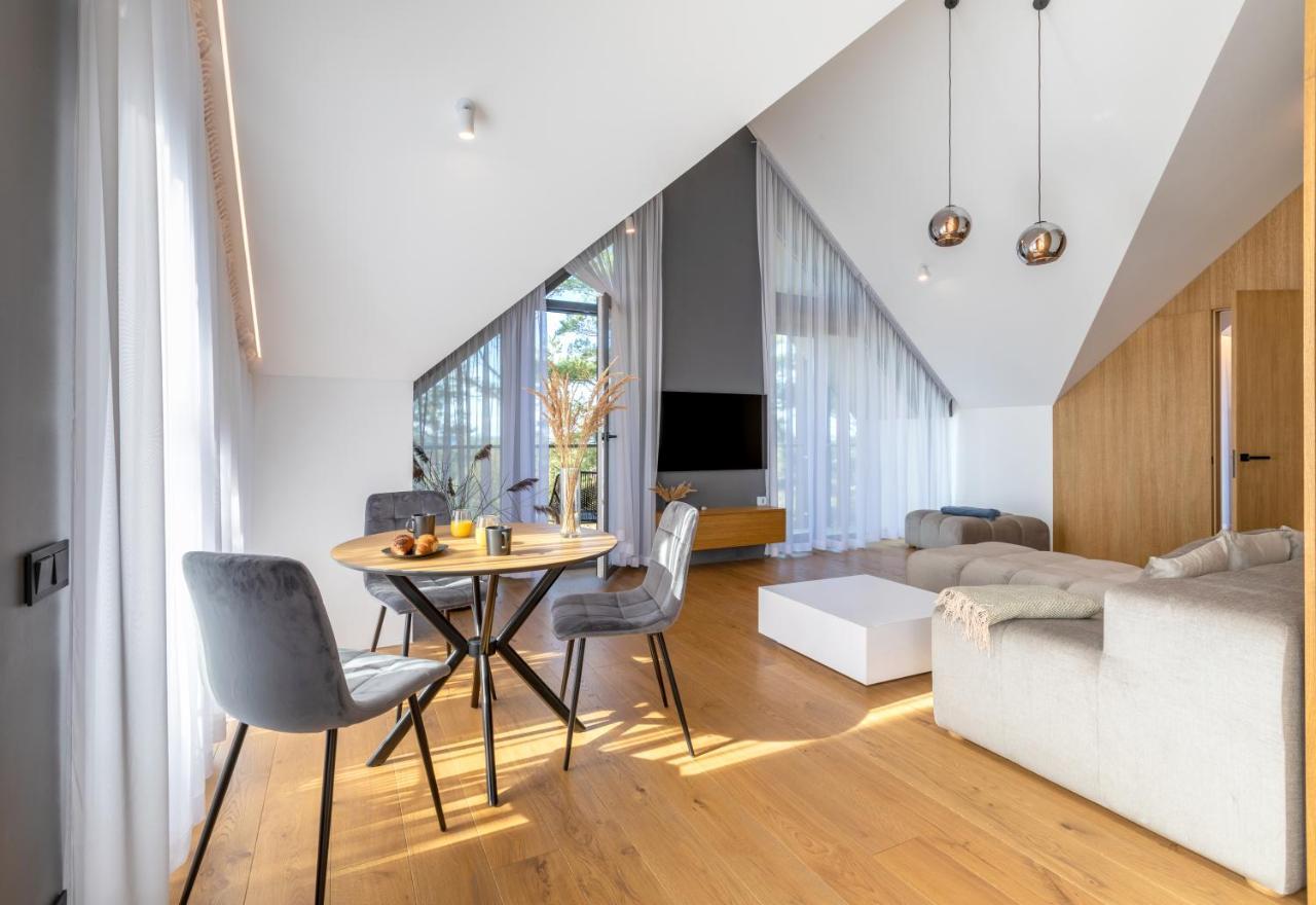 Holidayplus Multiple Apartments, By Cohost Butas *