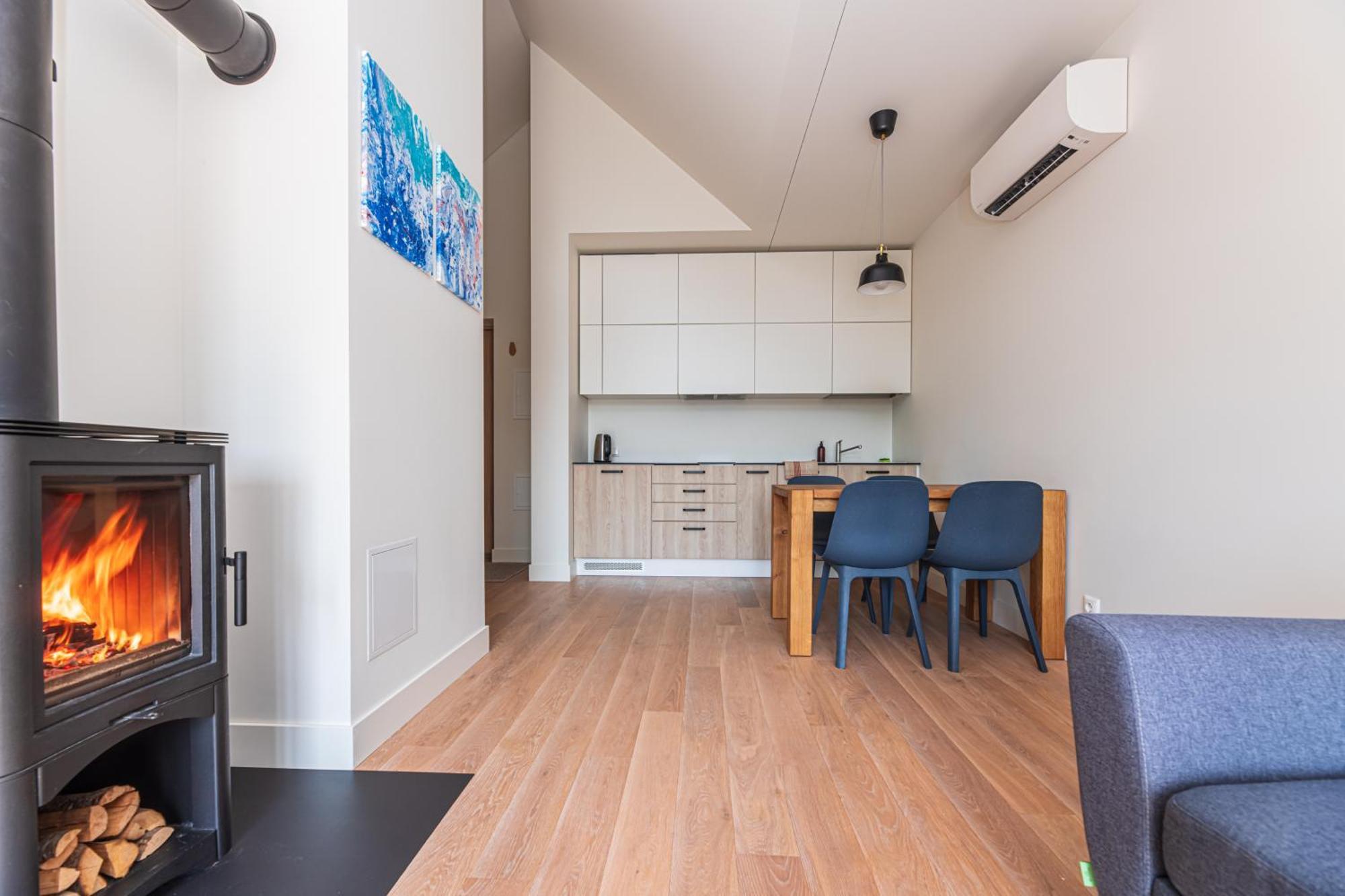 Butas Holidayplus Multiple Apartments, By Cohost